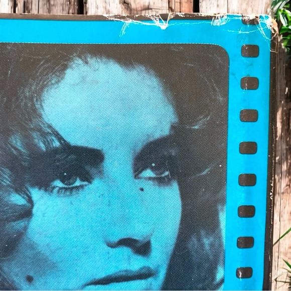 VINTAGE 1973 The Pictorial Treasury of Film Stars: Elizabeth Taylor | Hardcover - Picture 8 of 11